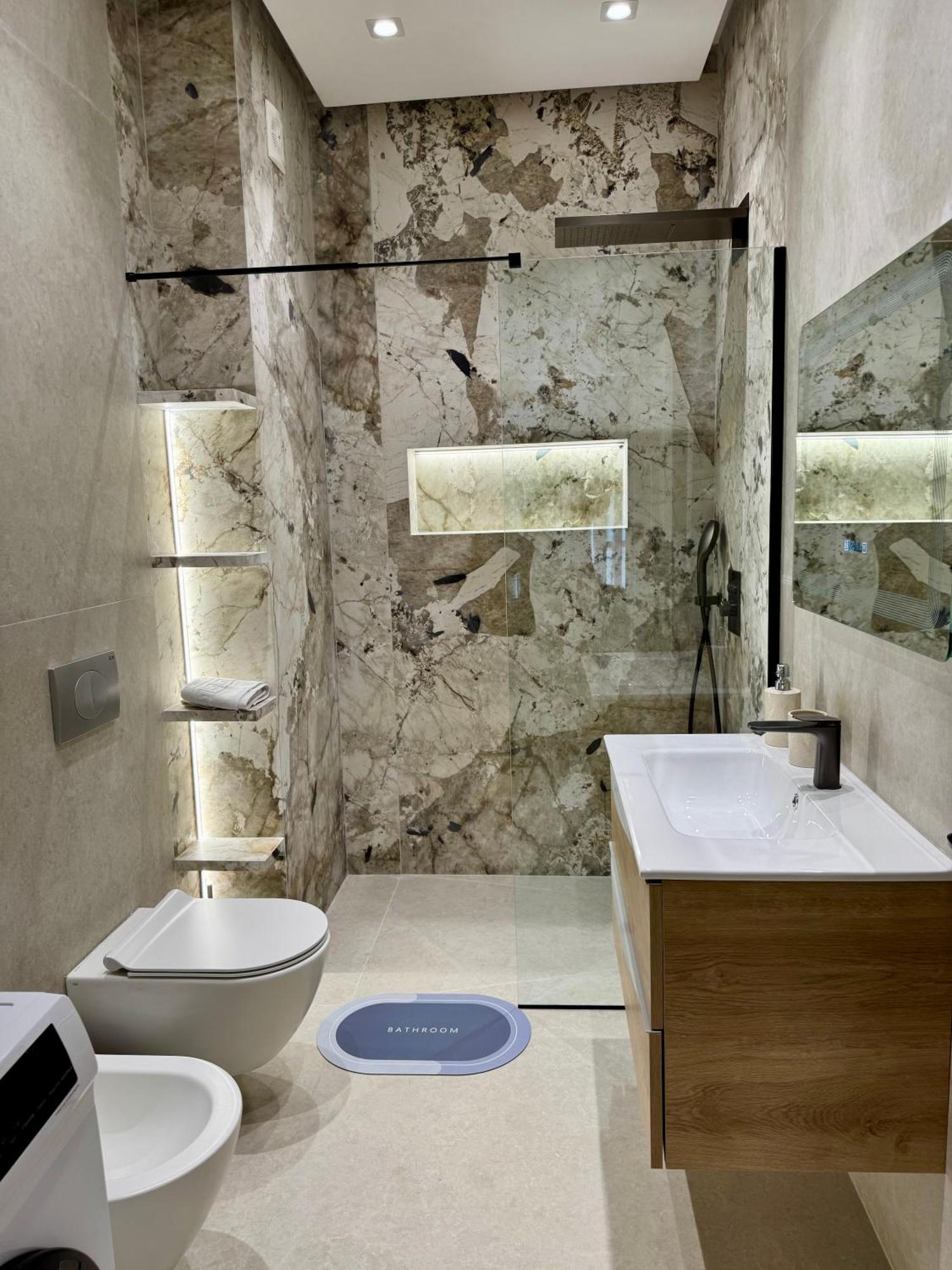Teds Luxury Apartamento Tirana